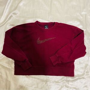 Nike Womens Burgundy Dri Fit Get Fit Big Swoosh Crewneck Sweatshirt Size XS